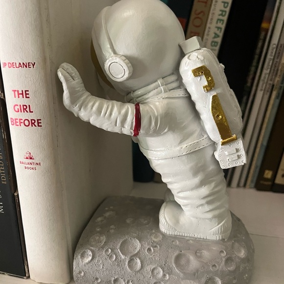 Astronaut Polyresin Weighted Bookends Playful Space - Picture 4 of 14